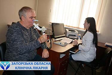 Пульмонологи Запорізької обласної лікарні про ускладнення грипу: «Буквально за пару днів вірус може перейти в пневмонію»