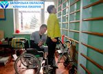 Реабилитологи Запорожской облбольницы: «Мы учим людей заново ходить после тяжелых травм и операций»