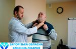 Лікарі Запорізької обласної лікарні провели унікальну «подвійну» операцію