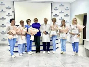 УРОЧИСТЕ ВРУЧЕННЯ ПОЧЕСНИХ ВІДЗНАК ФАХІВЦЯМ ЗОКЛ (1)