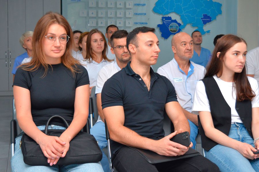 ВІЗИТ КОМАНДИ УКРАЇНСЬКОГО ЦЕНТРУ ТРАНСПЛАНТ-КООРДИНАЦІЇ ДО ЗАПОРІЗЬКОЇ ОБЛАСНОЇ КЛІНІЧНОЇ ЛІКАРНІ